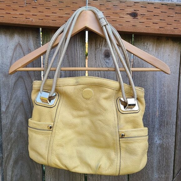 B Makowsky Soft Leather Shoulder Bag Purse Yellow Tan. 13'in Long - Picture 1 of 11